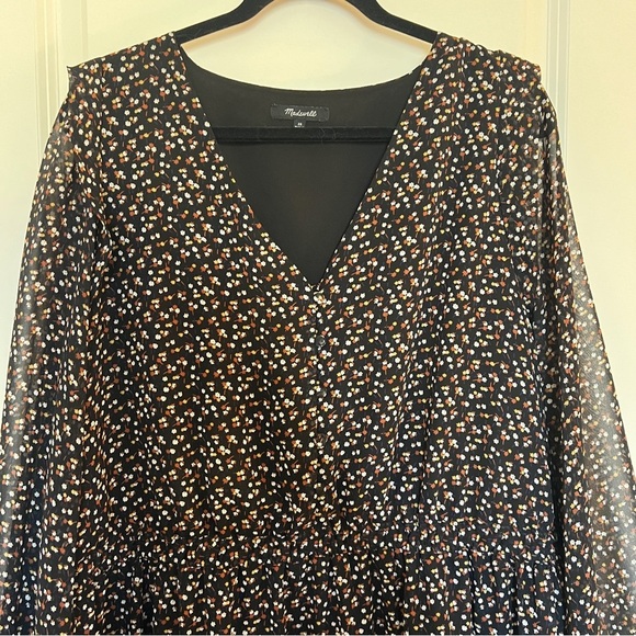 Madewell Floral Black Pattern Dress with Buttons 2X - Picture 5 of 11